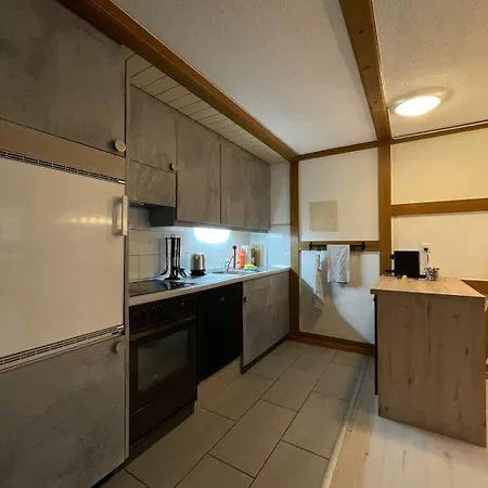 With Kitchen & Parking Near Thun And Bern アパート